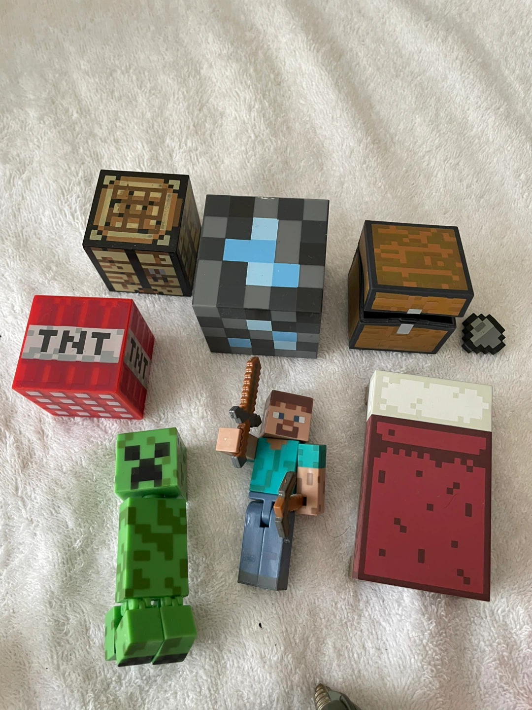 Minecraft Action Figures and Blocks Set
