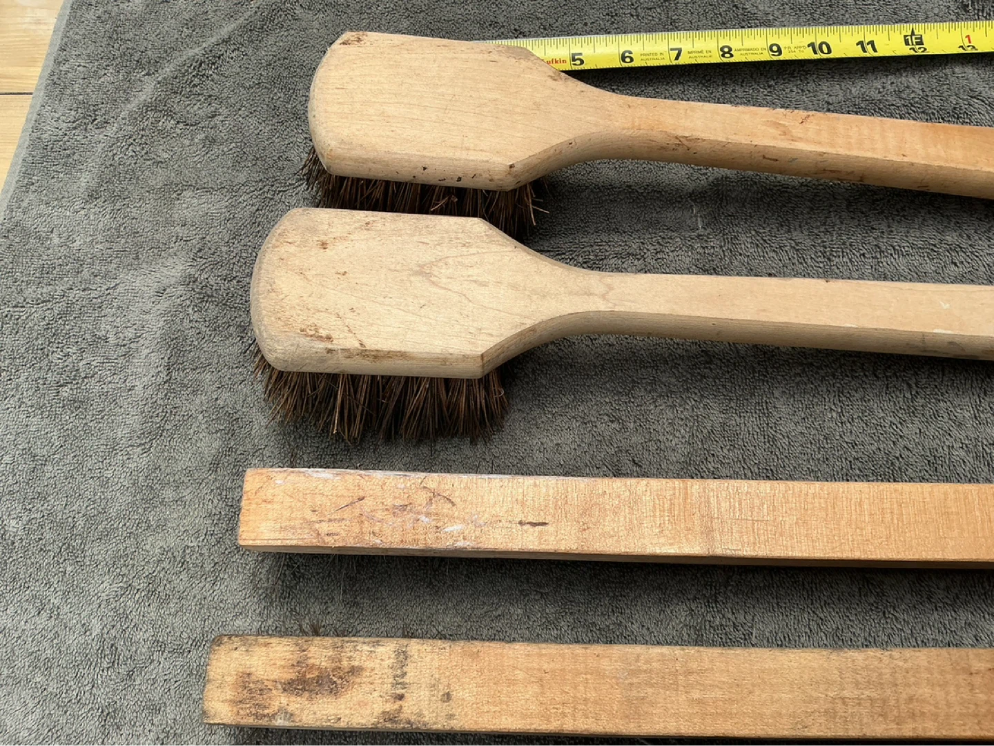 Lot of 4 Wooden Handle Wire Brushes ! - photo 5