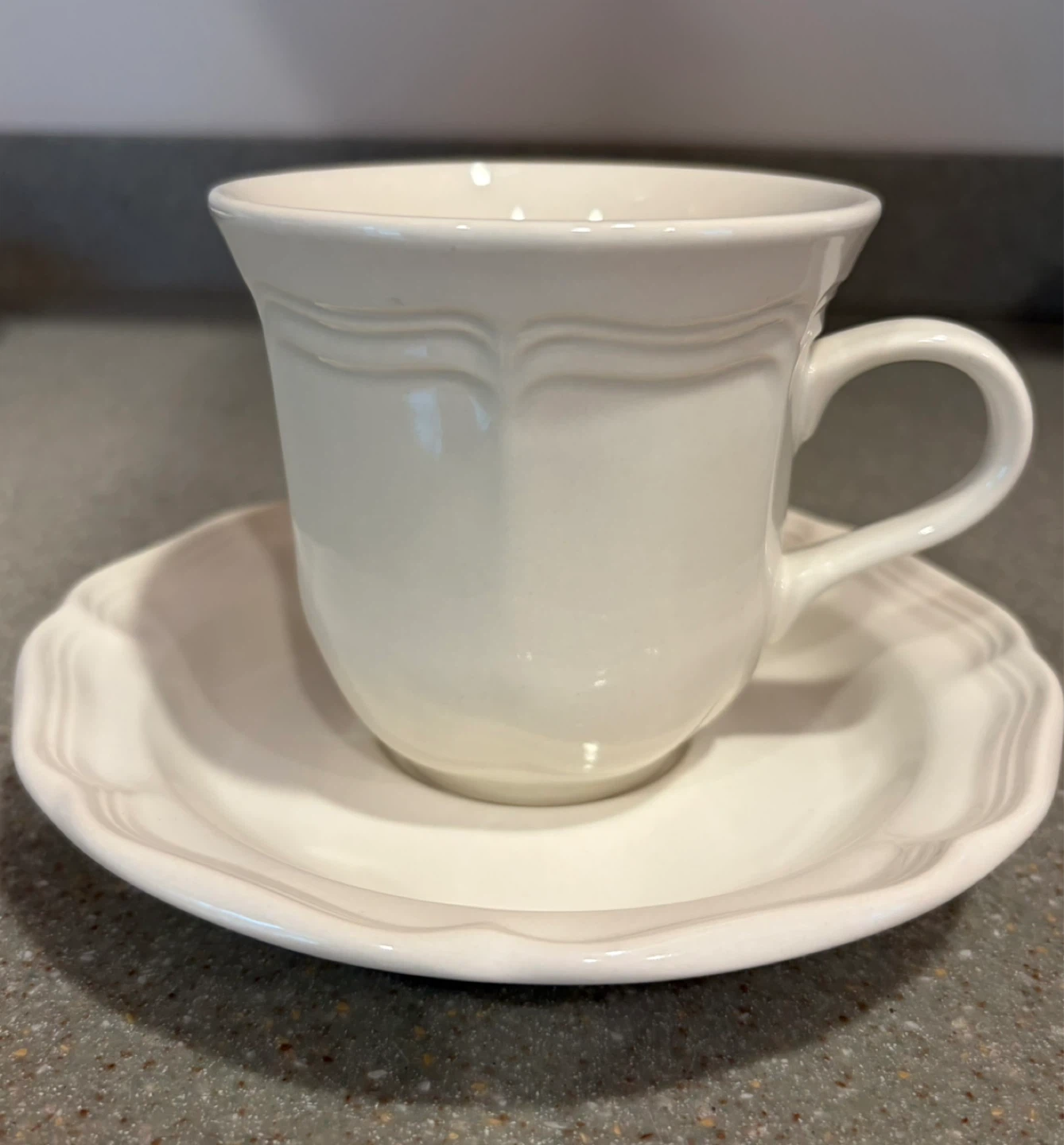Set of 8 Mikasa French Countryside Mug and Saucer Set