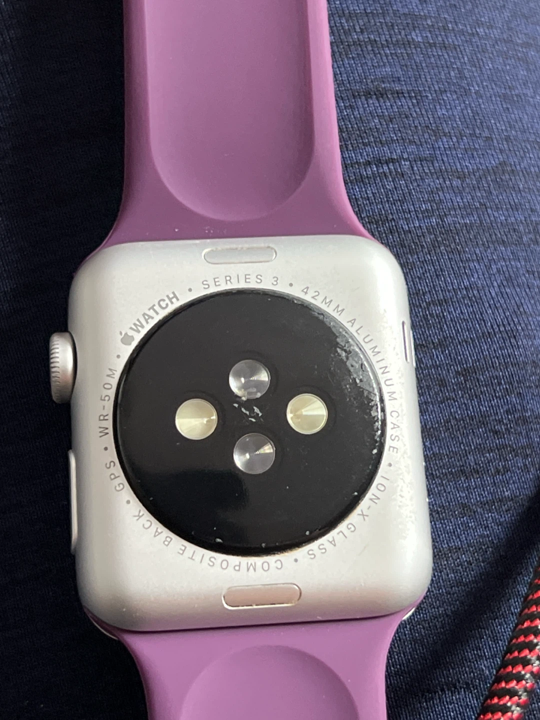 Apple Watch Series 3 42mm  Smartwatch - For Parts - photo 4