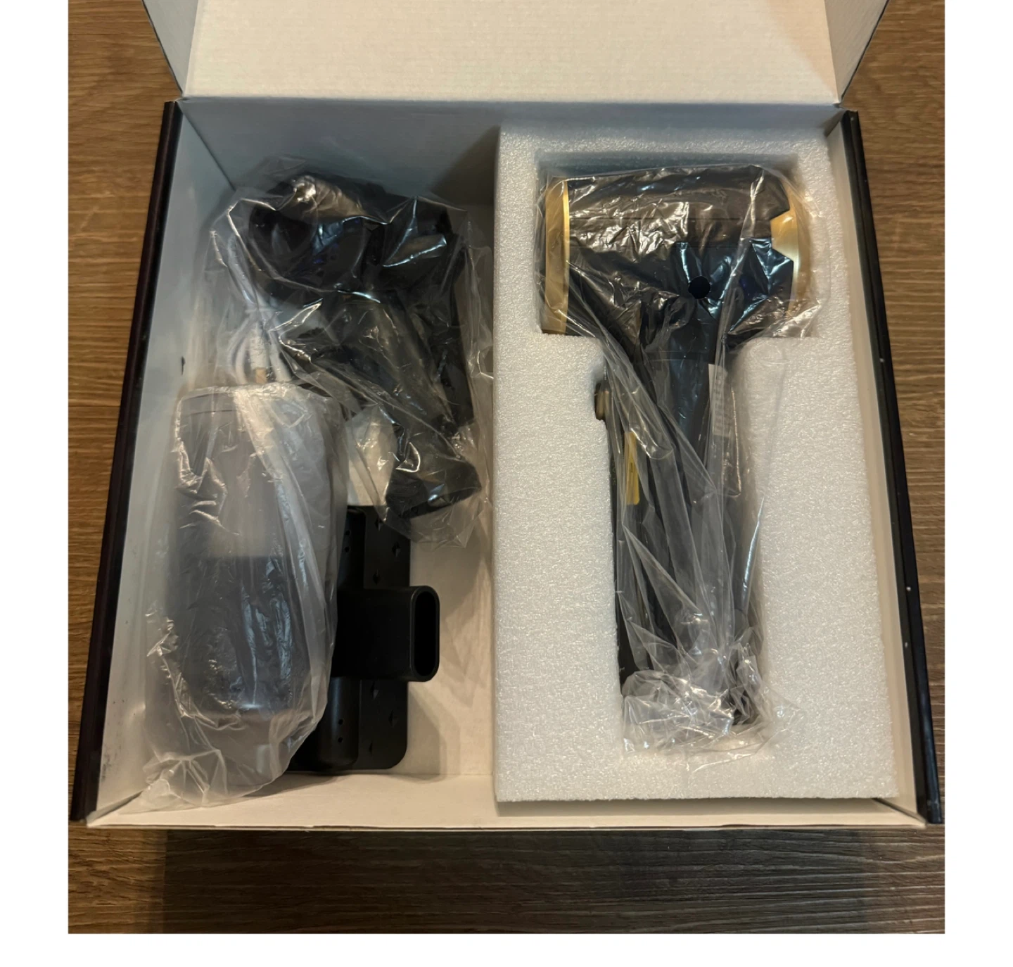 Brand new Cordless Car Vacuum Cleaner - photo 2