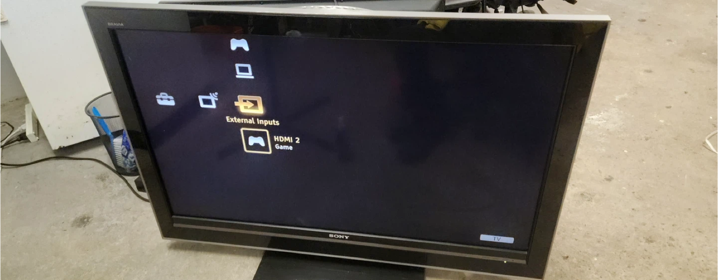 Sony KDL-46VL130 LCD Digital Color TV