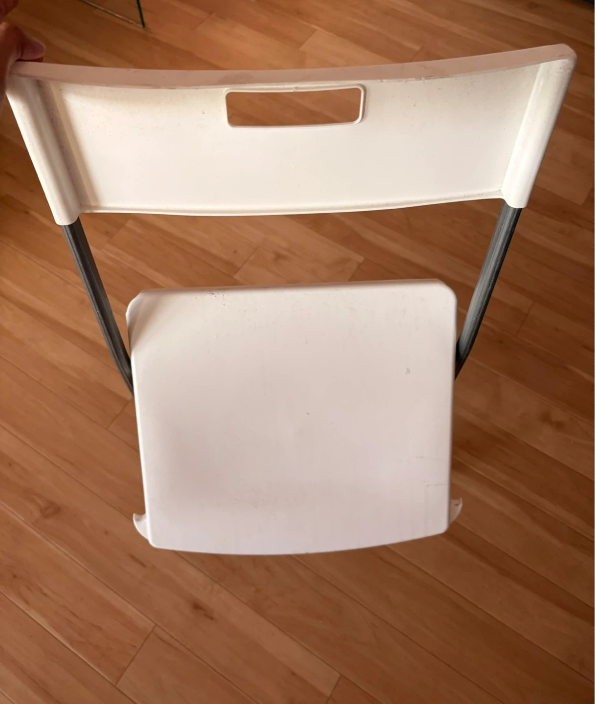 White Folding Chair - photo 3