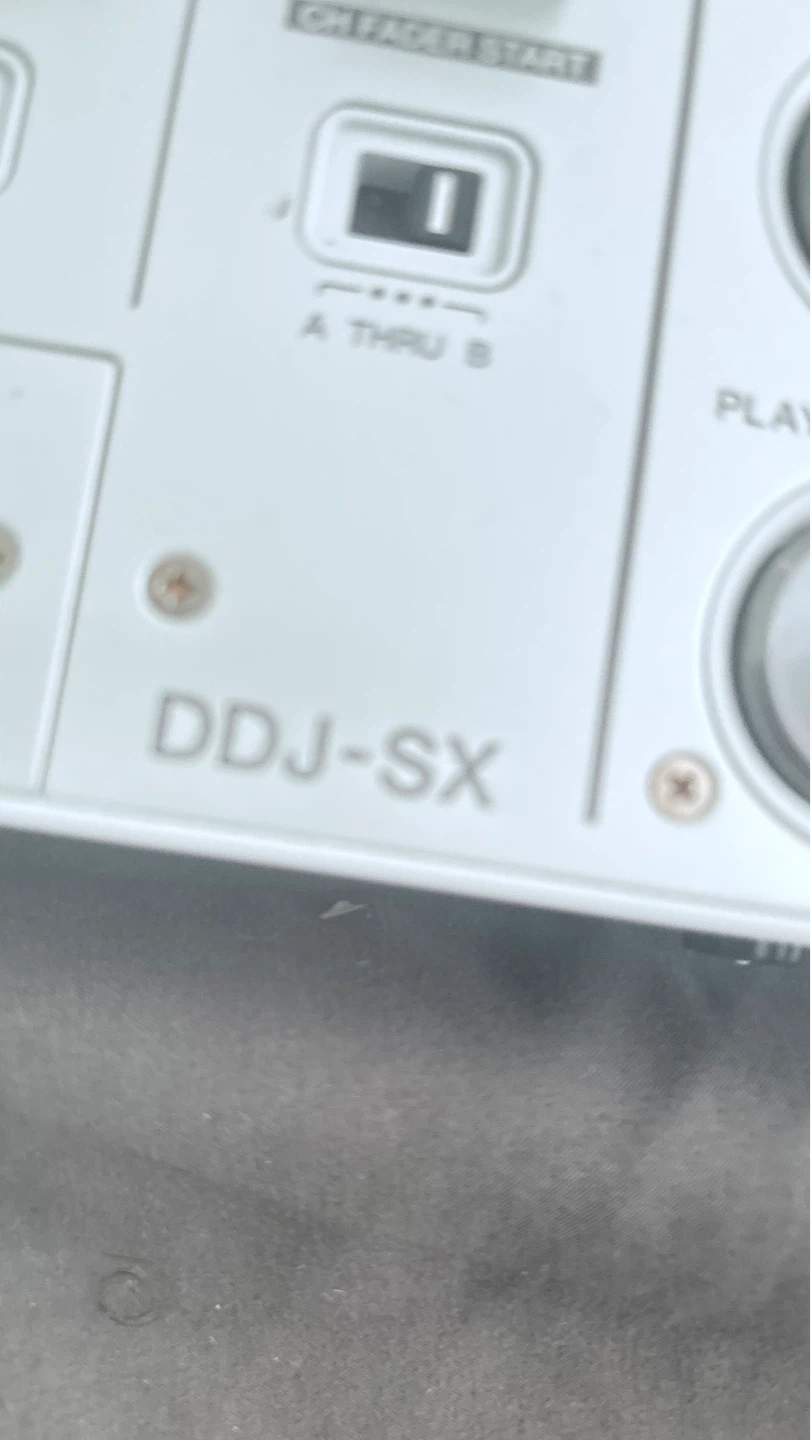 Pioneer DJ DDJ-SX Digital DJ Controller - photo 2