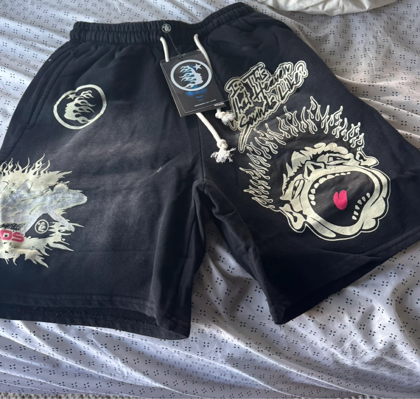 Hellstar short