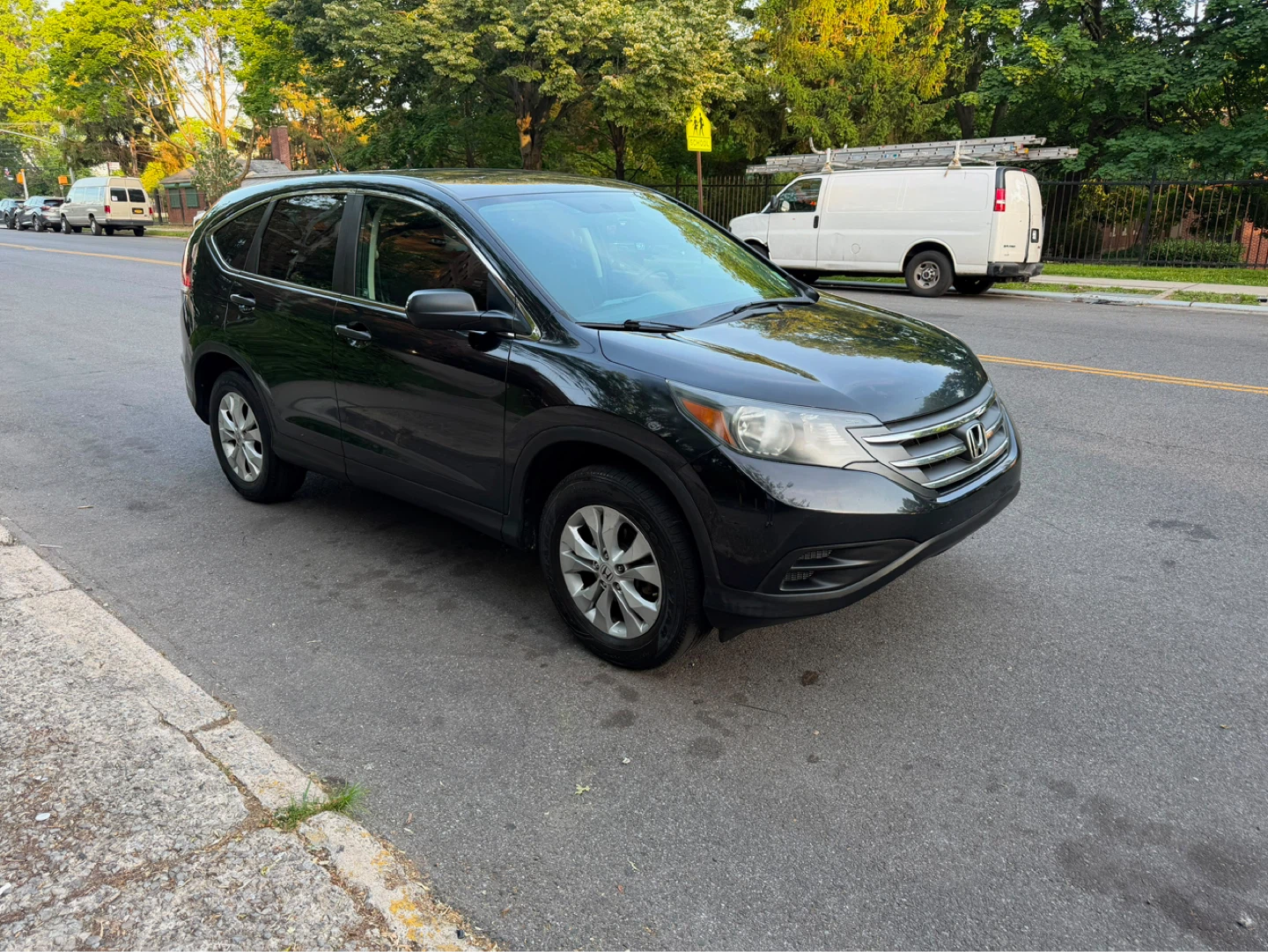 2012 Honda CRV Sport Utility - photo 2