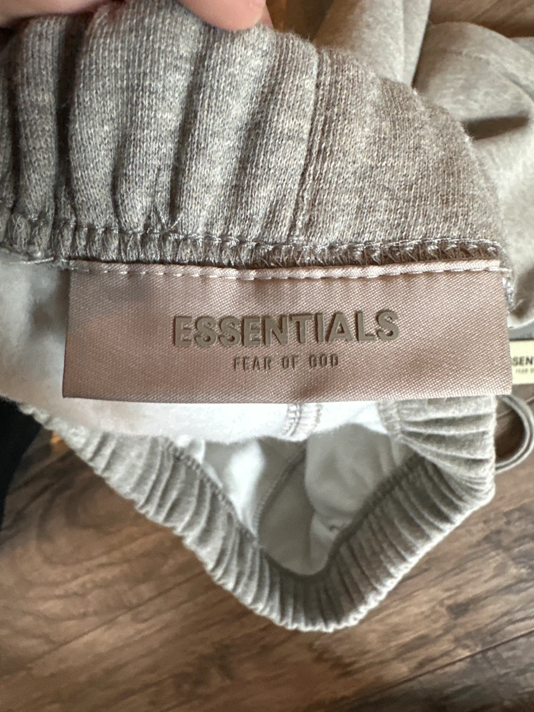 ESSENTIALS Fear of God shorts - photo 4