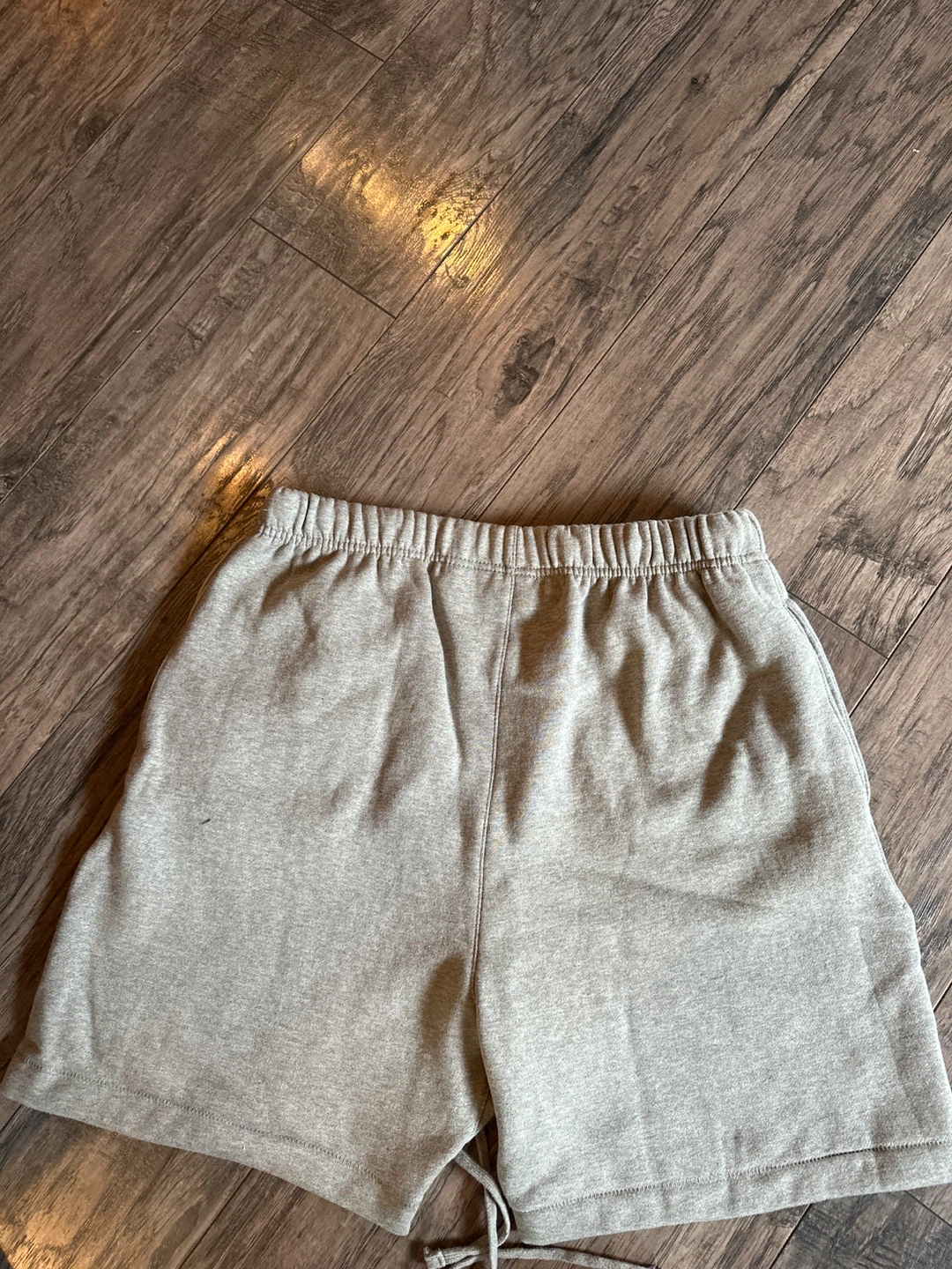ESSENTIALS Fear of God shorts - photo 3