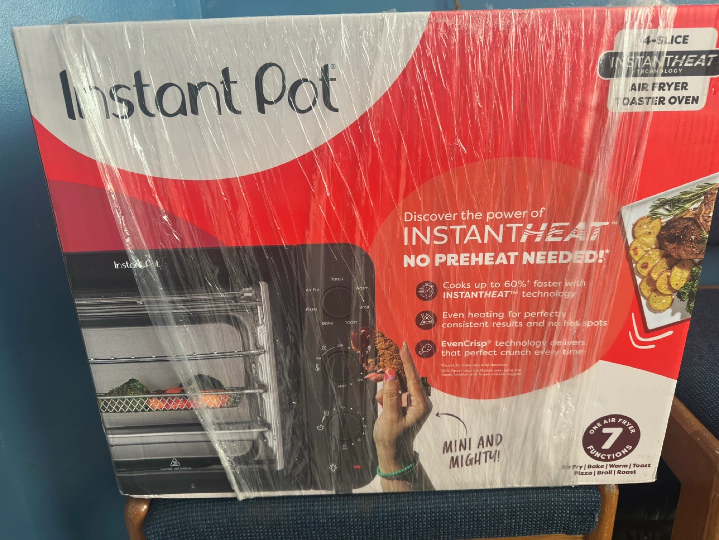 Instant Pot 4-Slice Air Fryer Toaster Oven - photo 2
