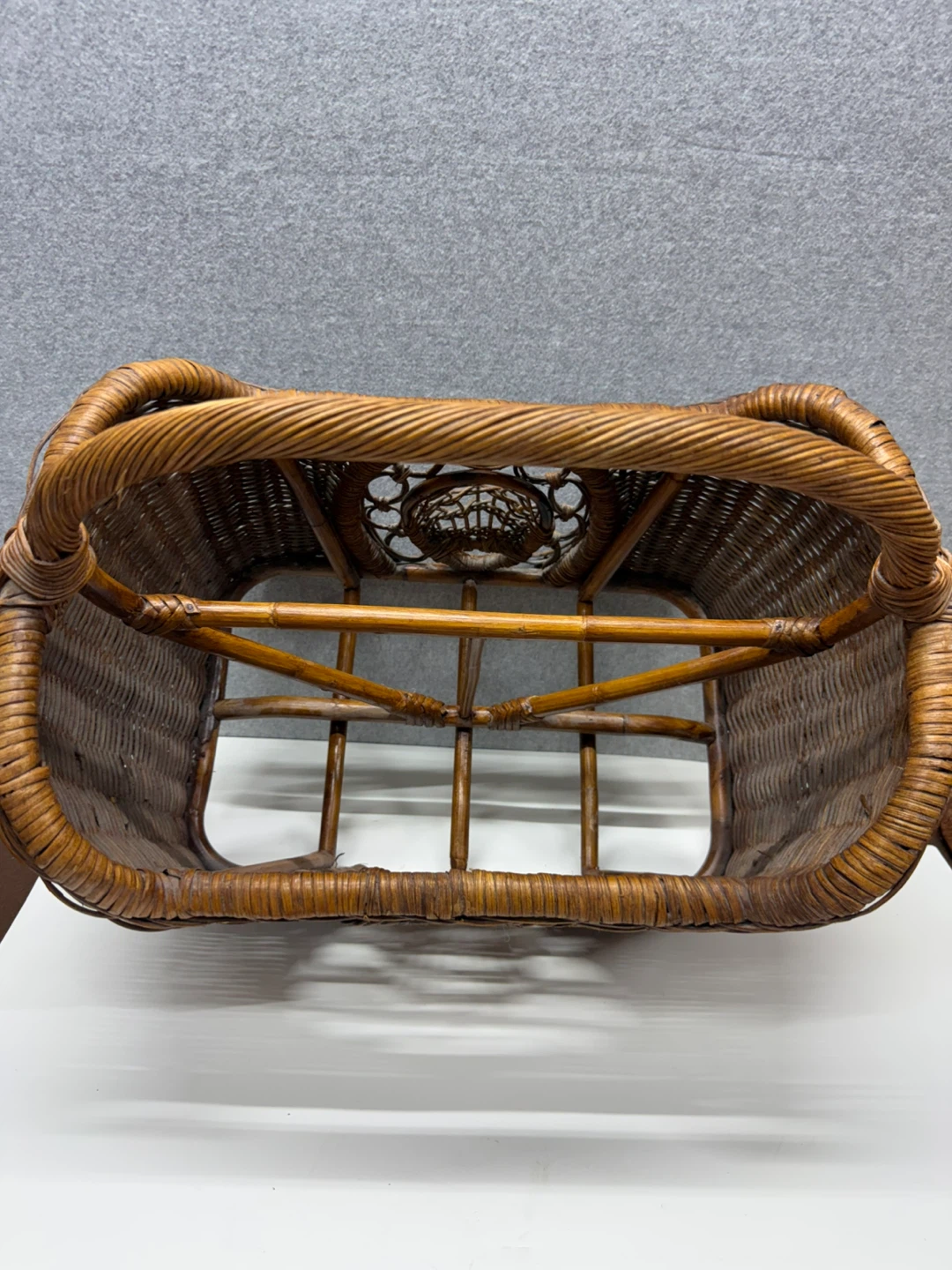 Wicker Magazine Basket with Handle - photo 3