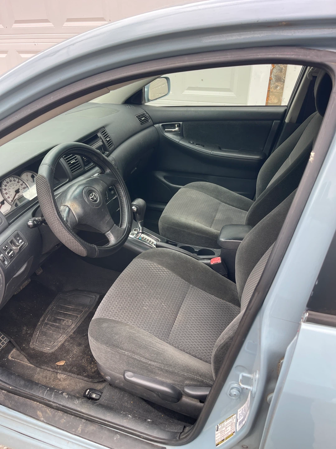 2005 Toyota Corrolla CE - photo 5