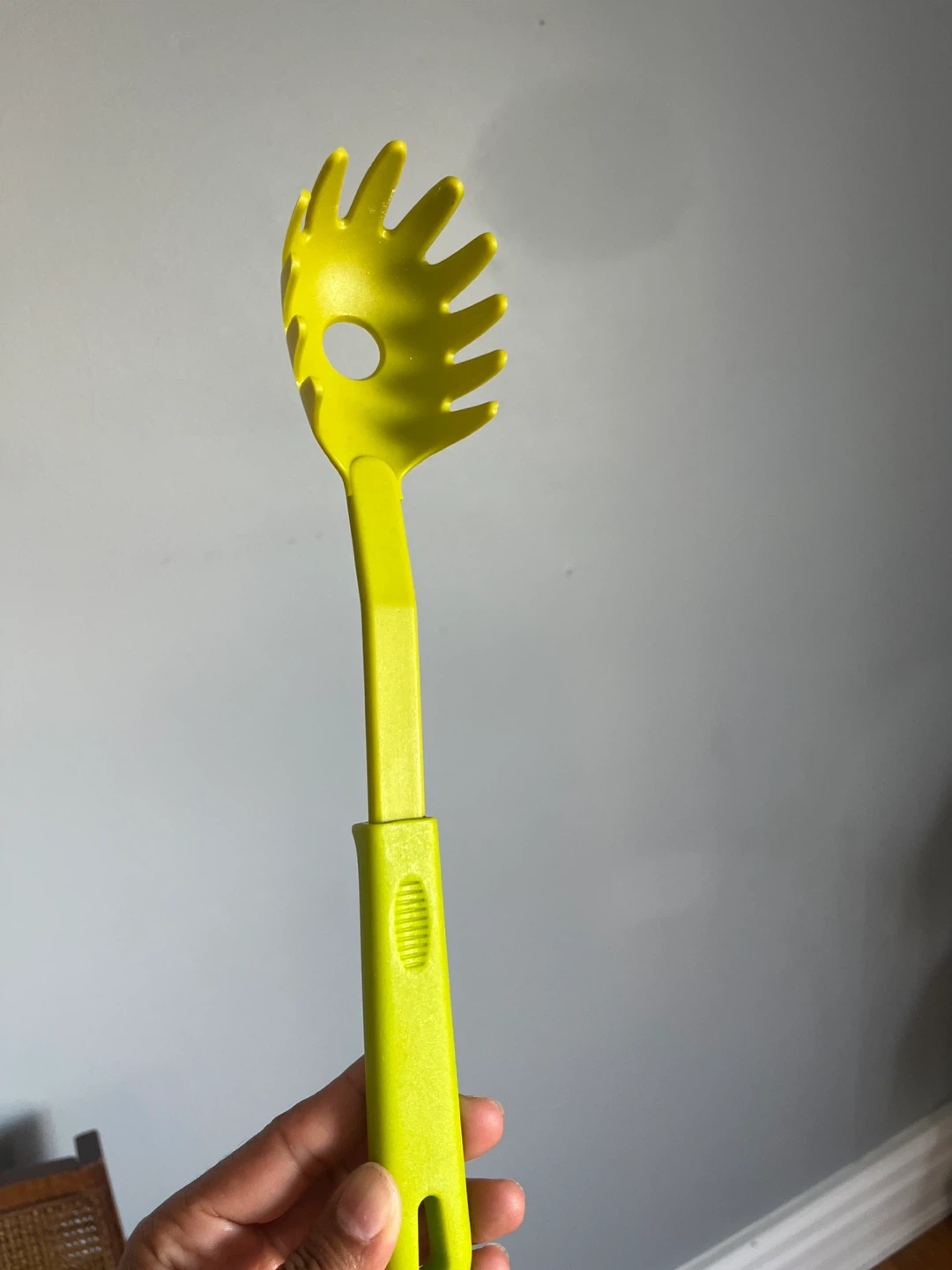 Yellow Spaghetti Server