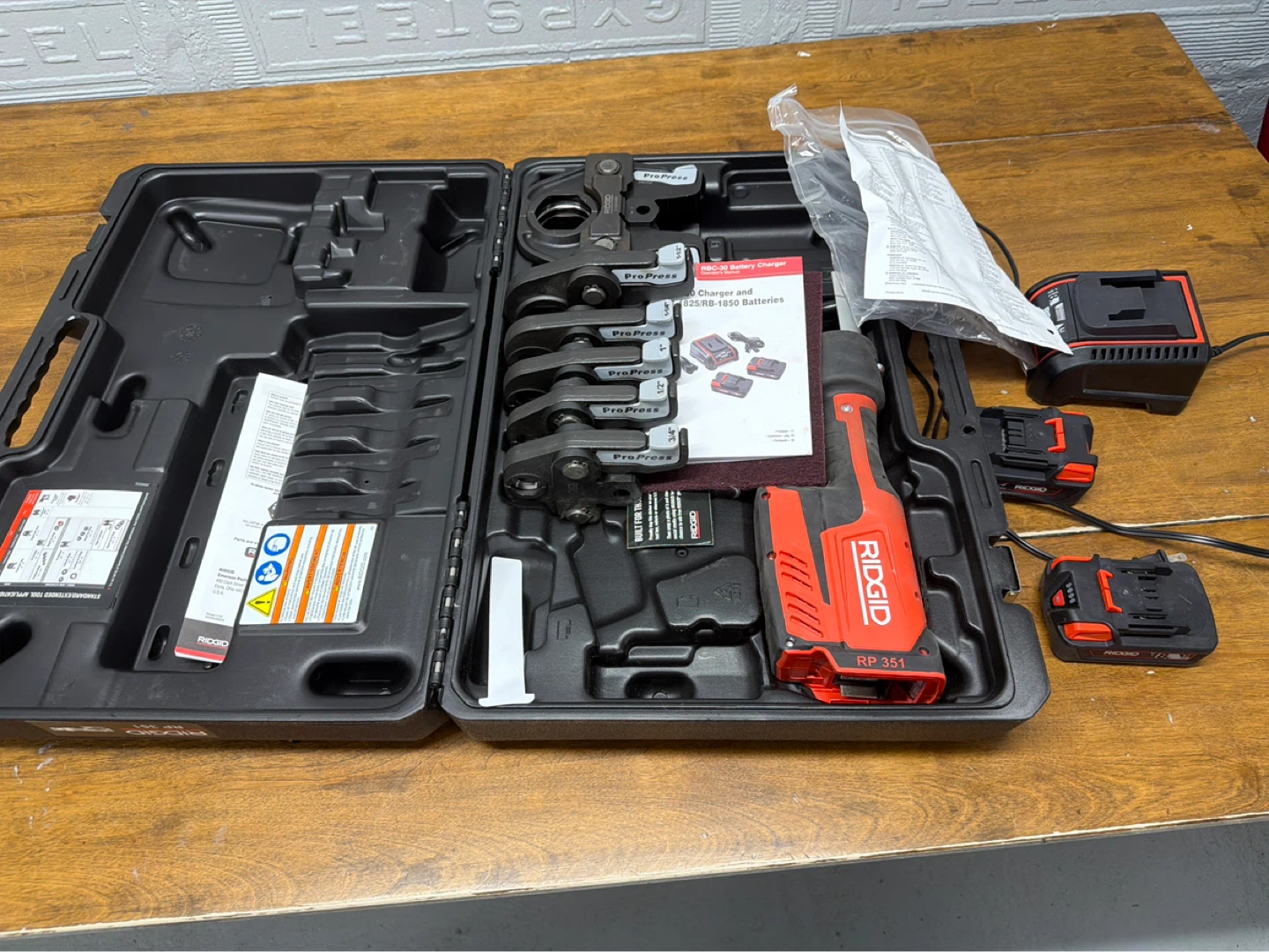 RIDGID ProPress 22680 Battery Crimping Tool Kit - photo 2