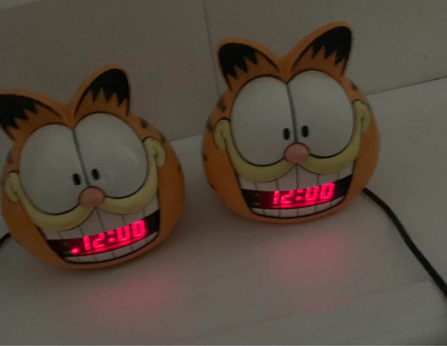 Vintage 1991 Sunbeam Garfield Alarm Clock