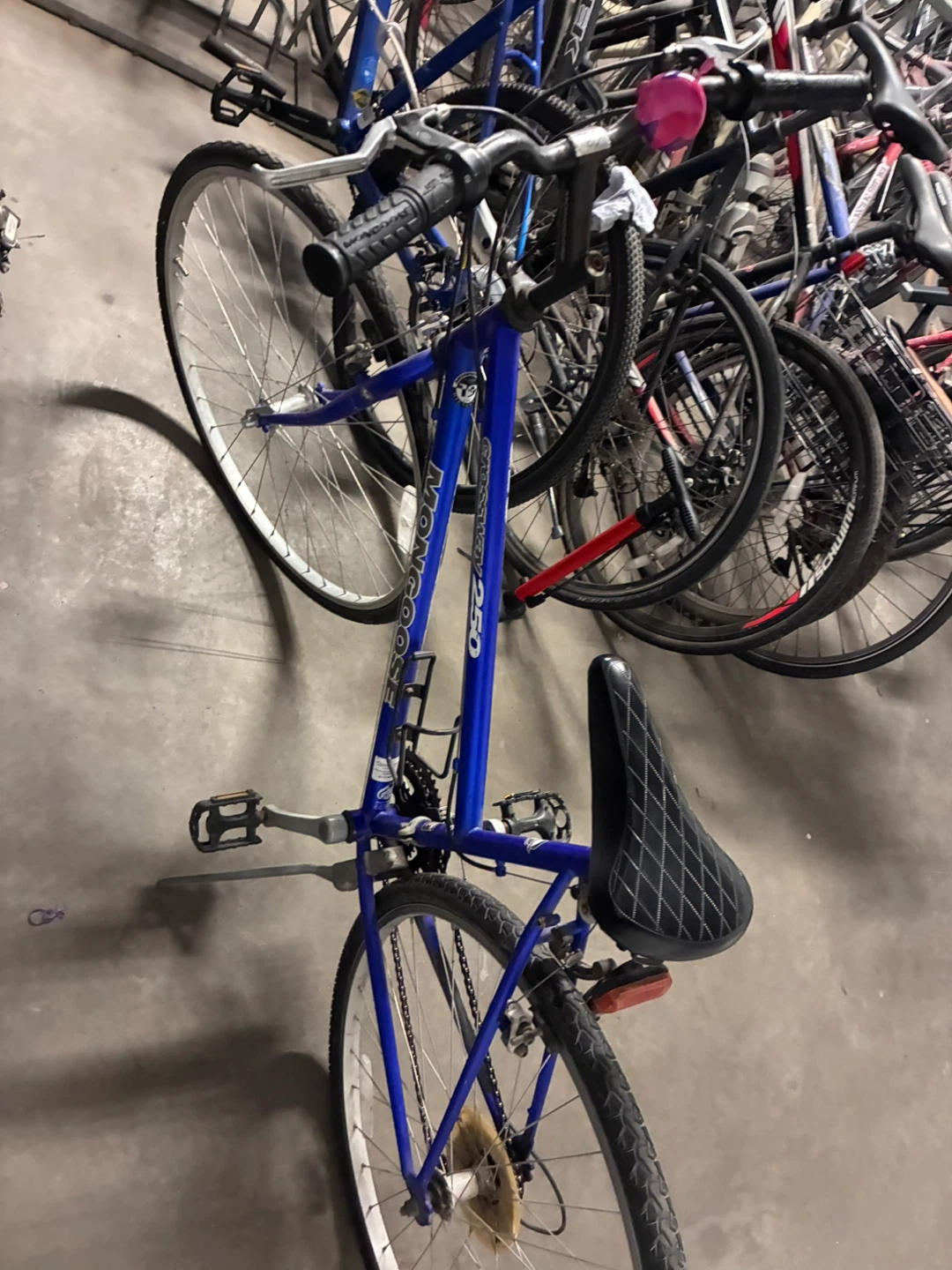 Mongoose Crossway 250 Bicycle - photo 3