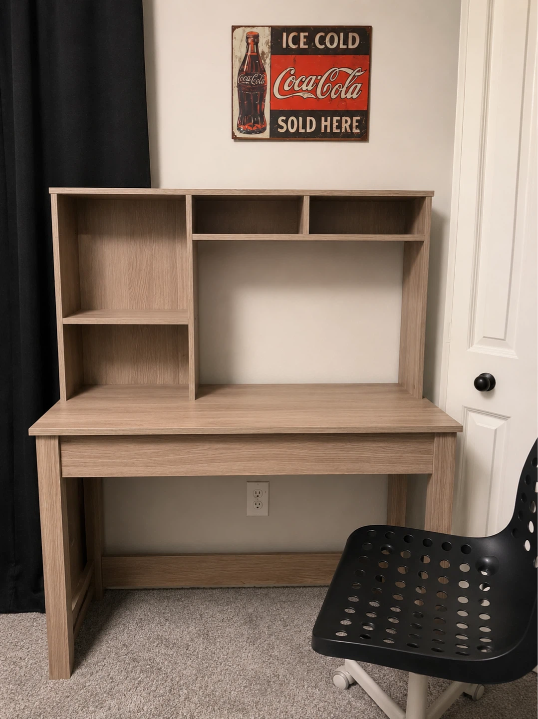 Wooden Desk with Hutch