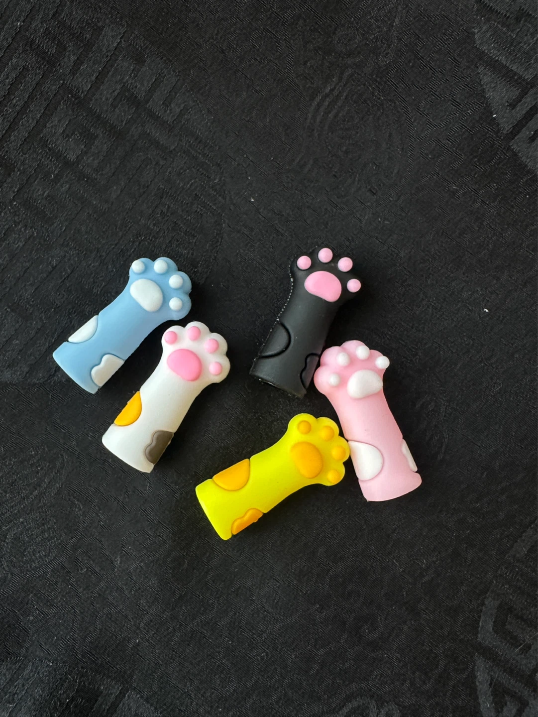 5 Cat Paw protectors