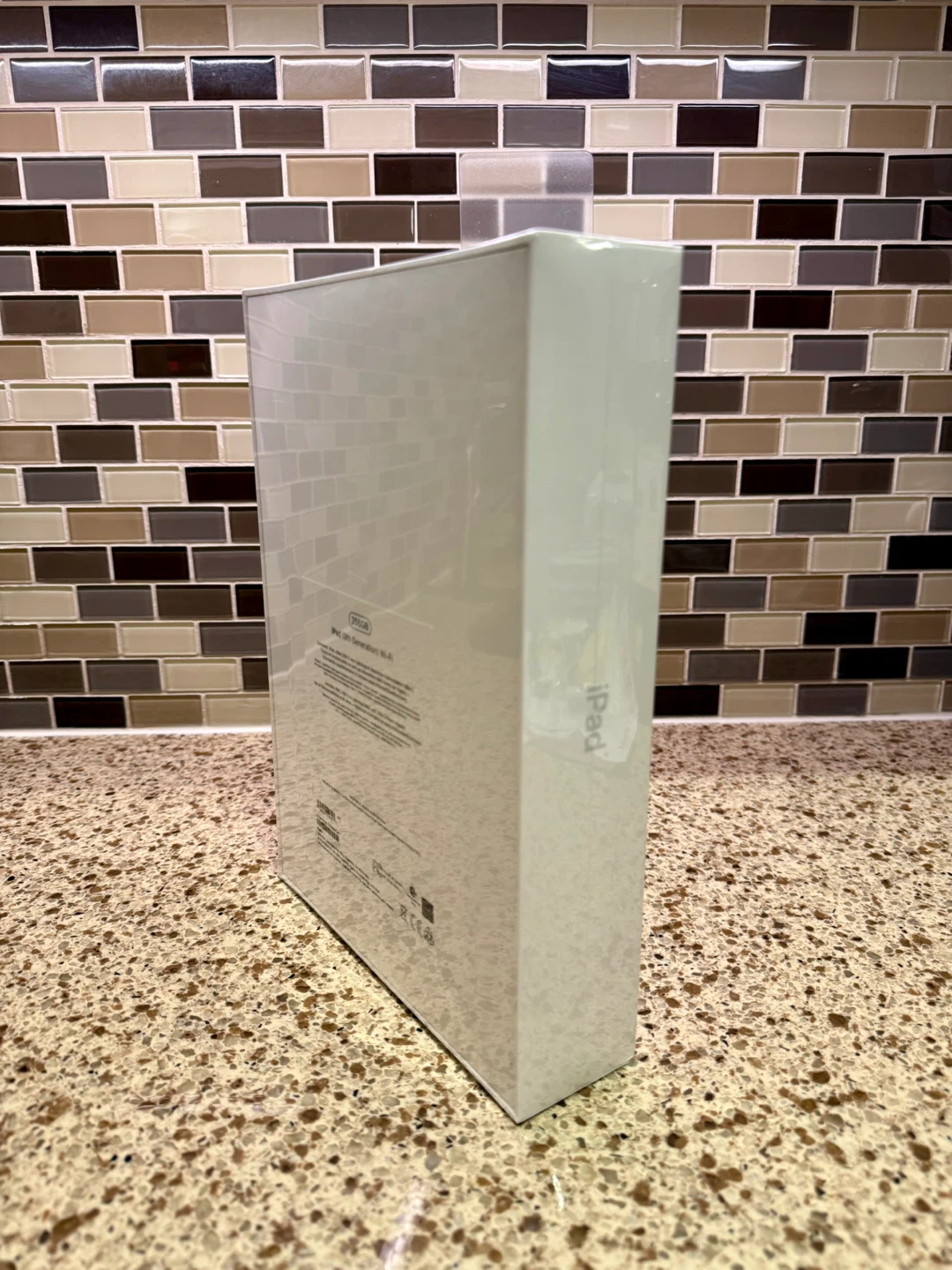 Apple iPad | 256GB | sealed - never opened - photo 3