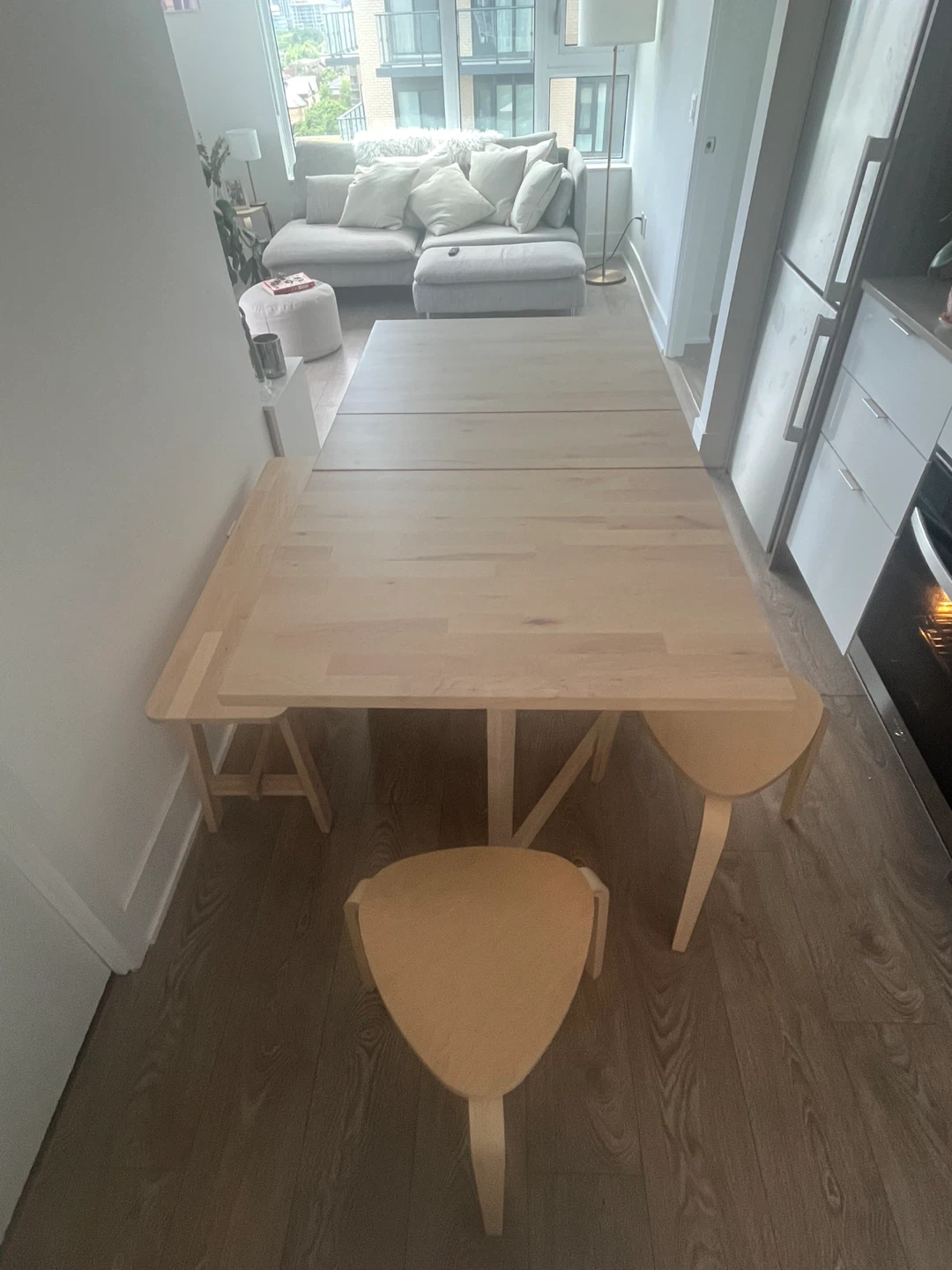 Light Wood Drop-Leaf Dining Table with 2 Stools - photo 5