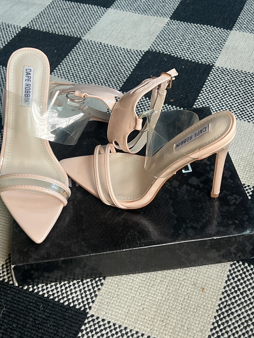 Cape Robbin Nude Heels - Size 6.5 - photo 2