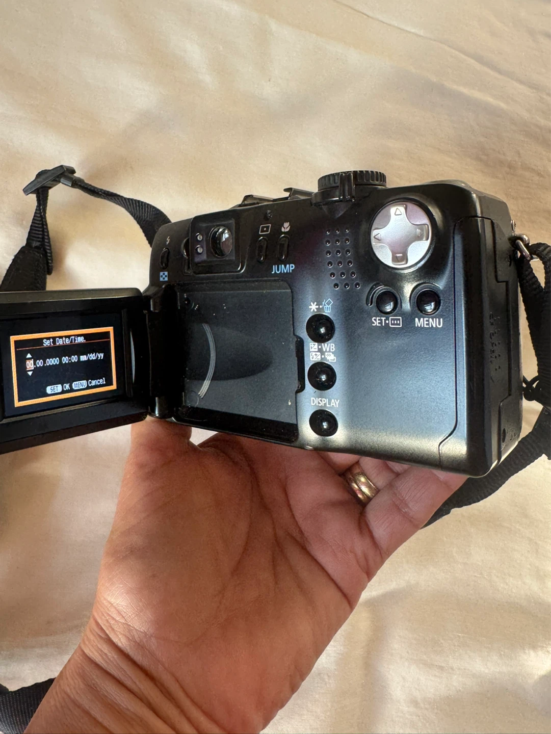Canon PowerShot G2 Digital Camera with Accessories - photo 2