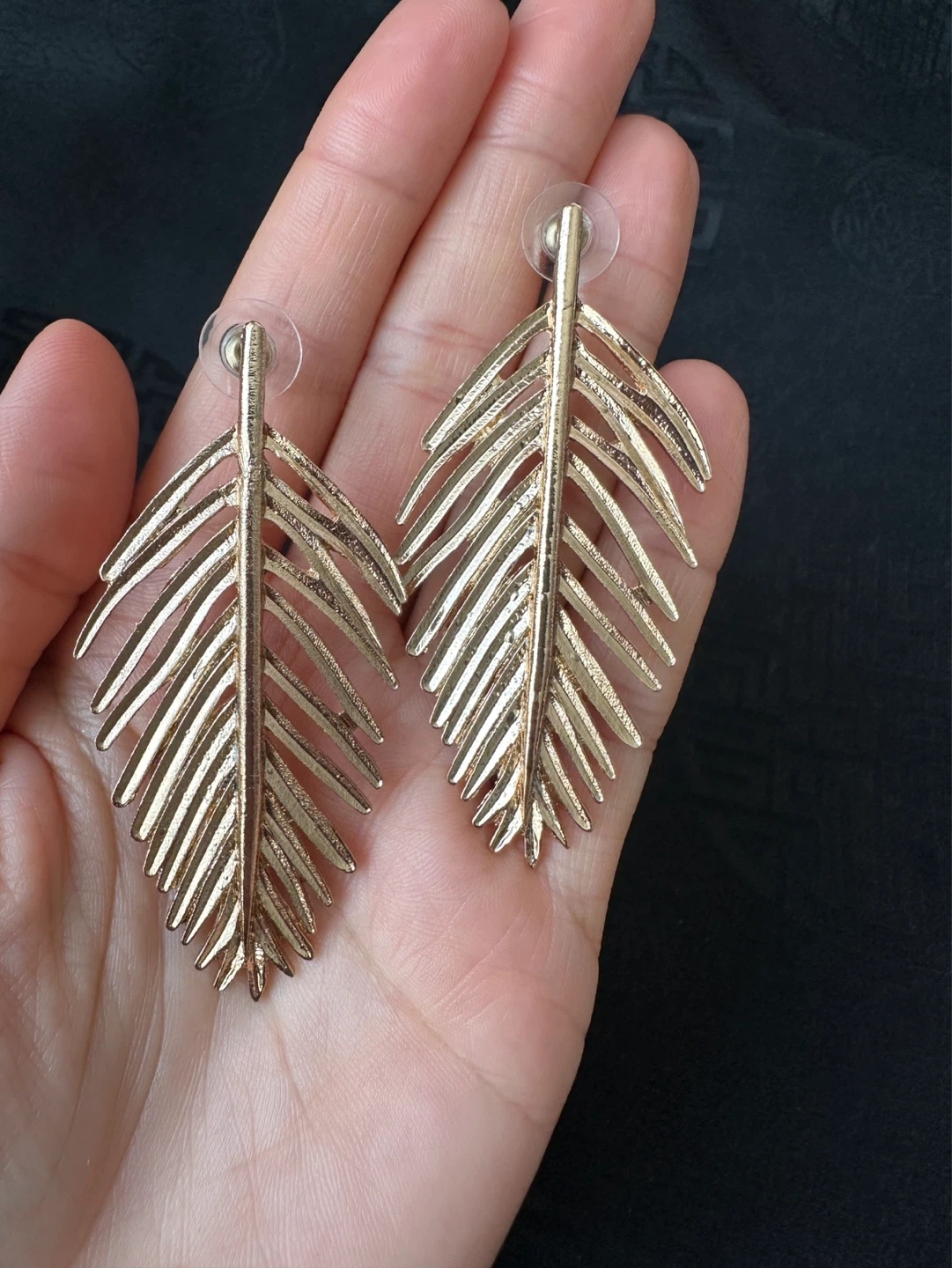 Gold Tone Leaf Drop Earrings - photo 4