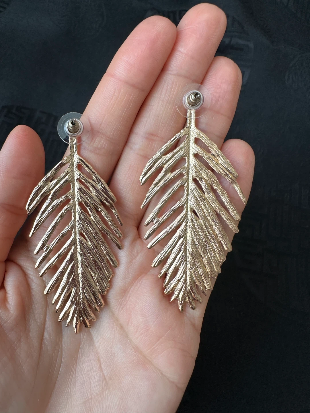 Gold Tone Leaf Drop Earrings - photo 5