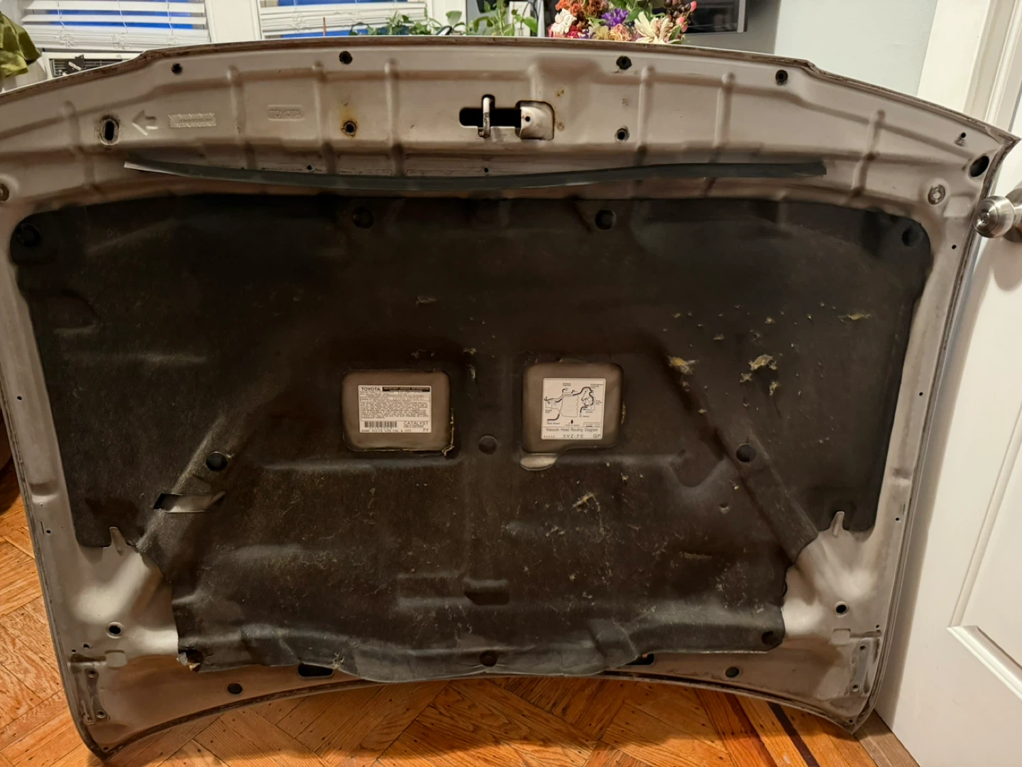 Toyota Hood 3generatio - photo 4