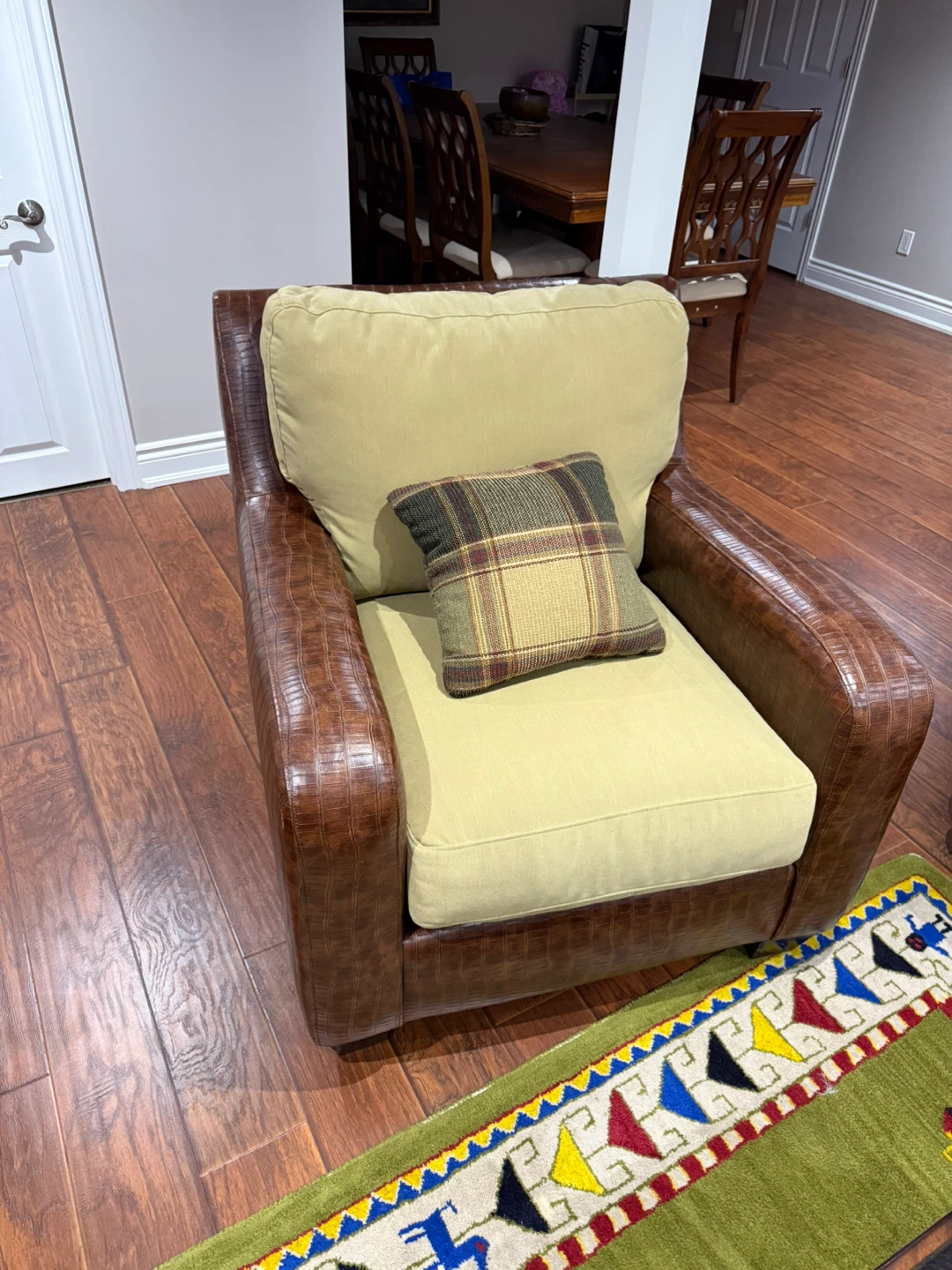 Accent Chair
