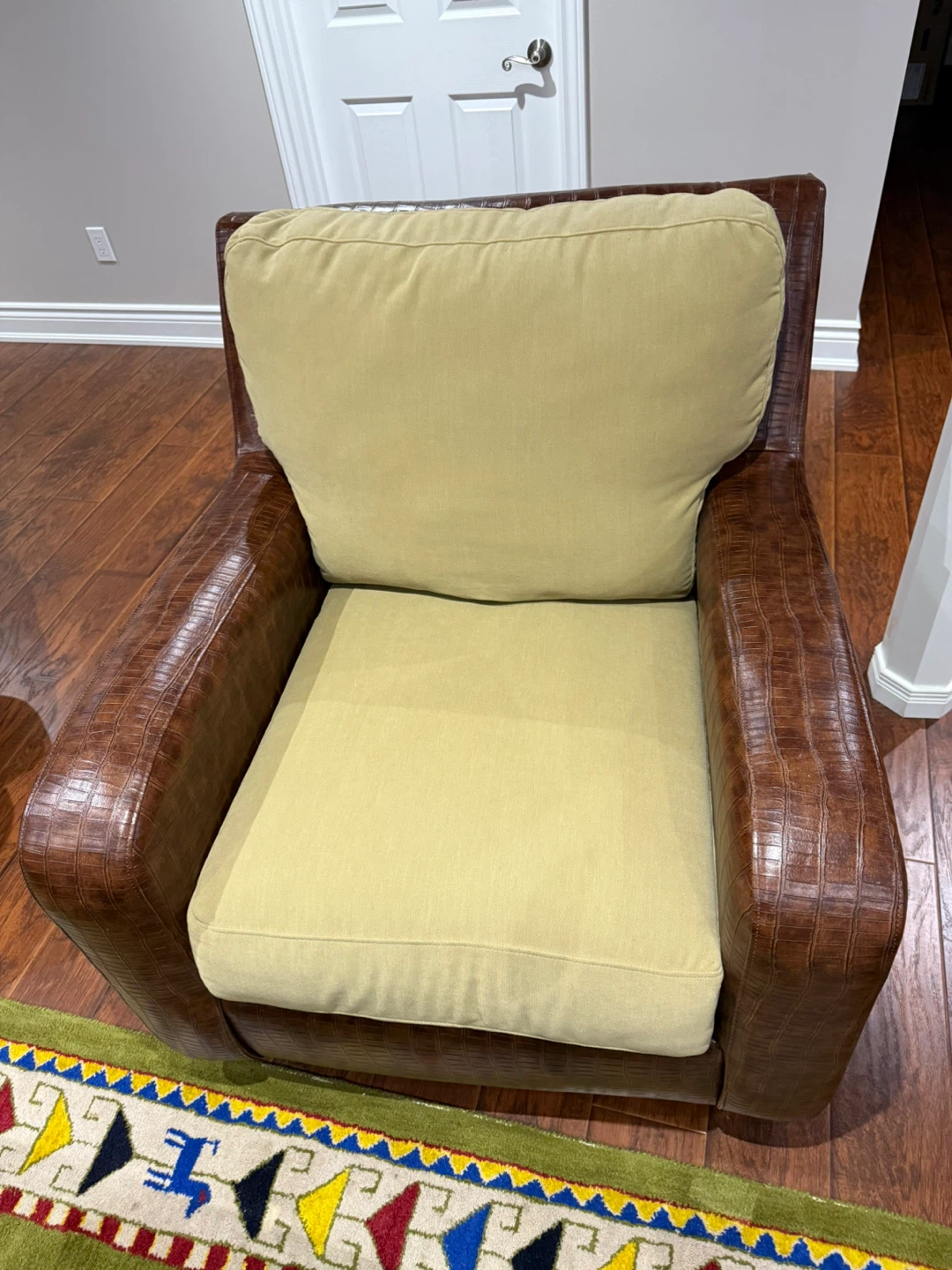 Accent Chair - photo 2