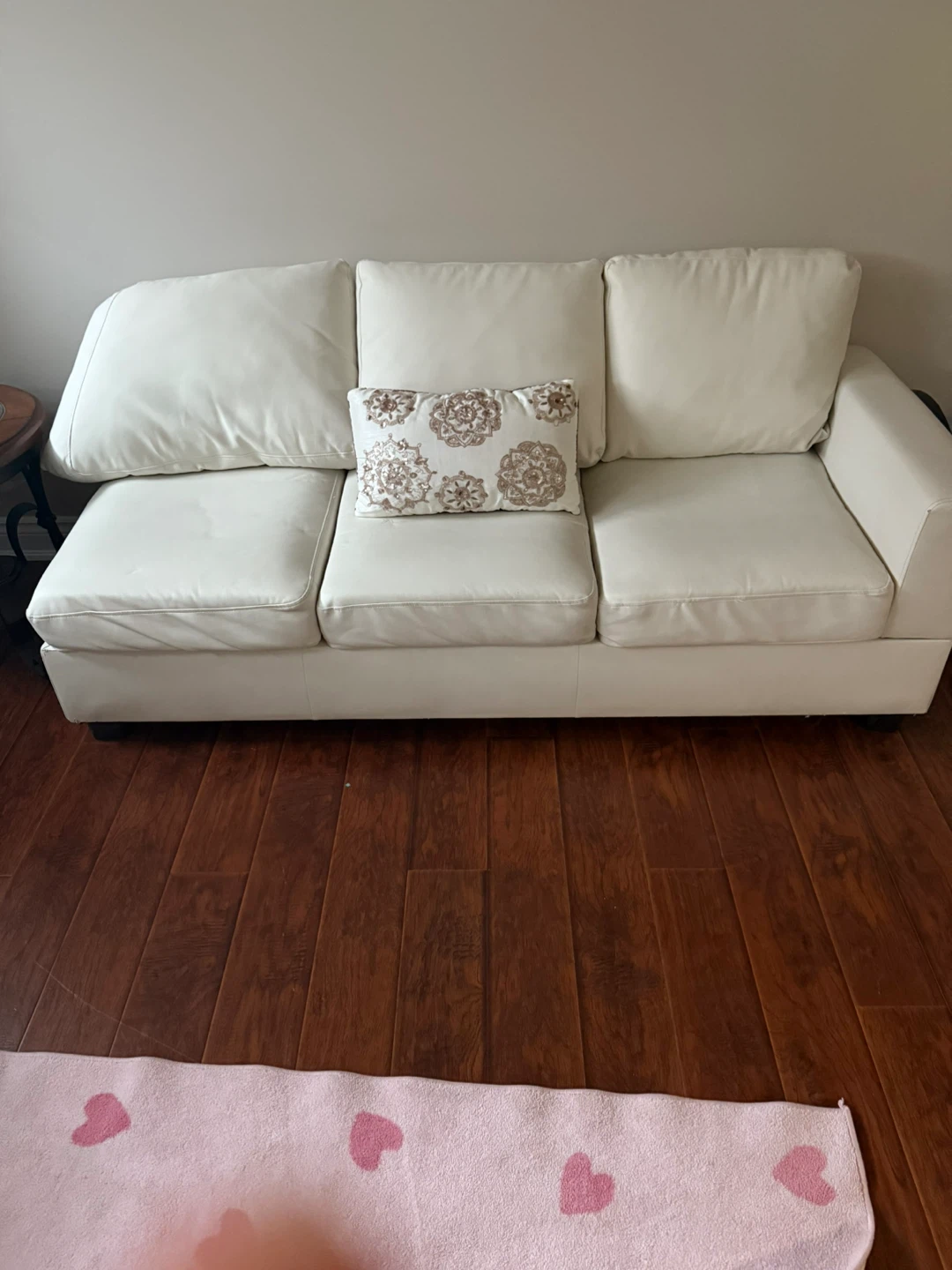 LEATHER COUCH