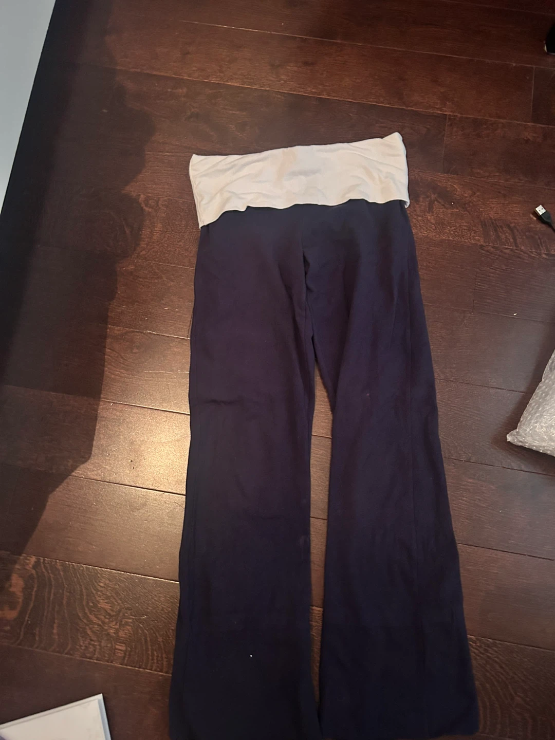 Brandy melville Priscilla pants - navy blue & white - photo 2