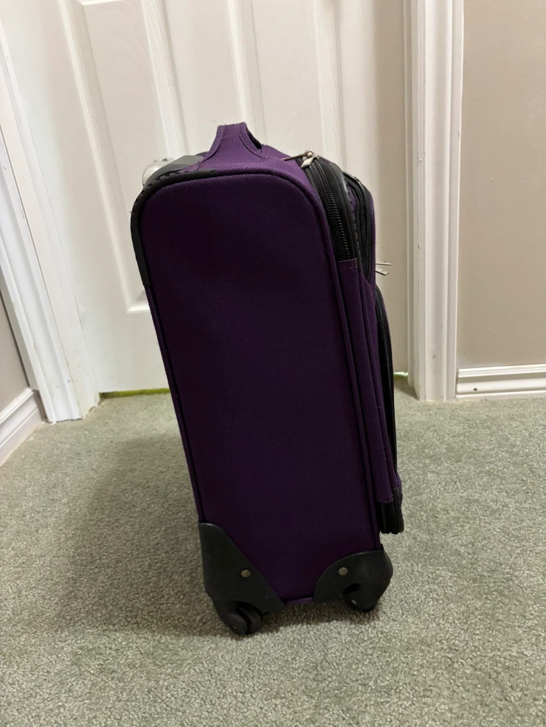 Samsonite Purple Spinner Carry-On Luggage - photo 3
