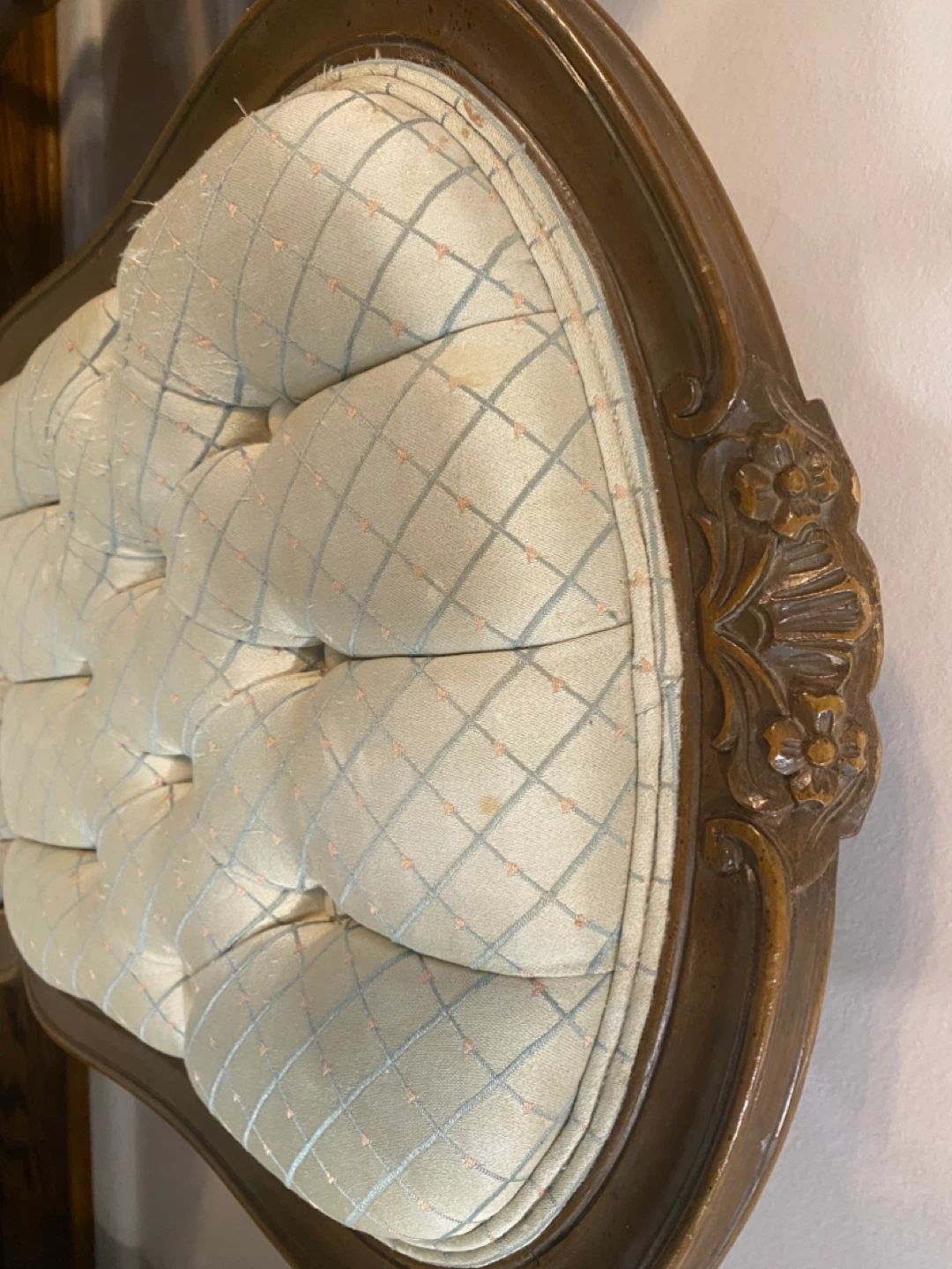 Pair of vintage accent chairs - photo 4