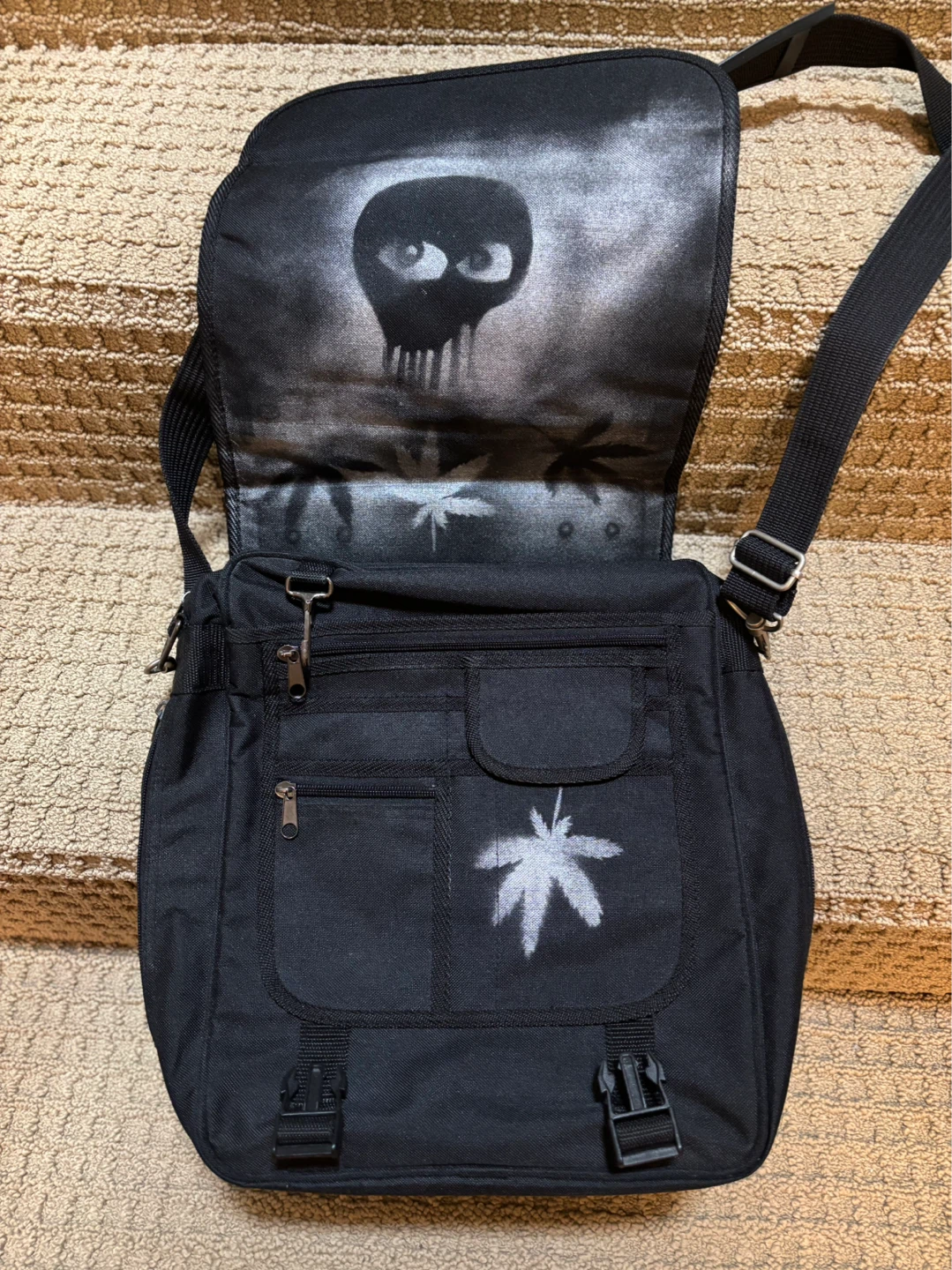 Black Messenger Bag with Skull and Leaf Design - photo 3