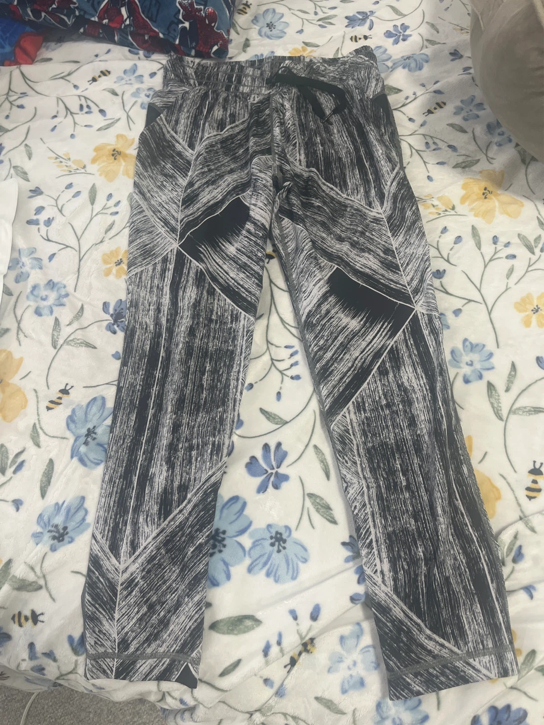 Lululemon Athletica Leggings size 4