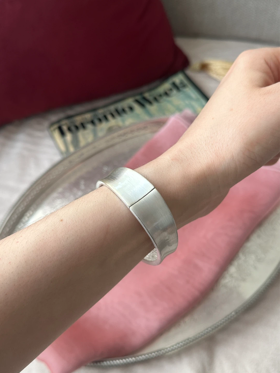 Silver Tone Bangle Bracelet - photo 2