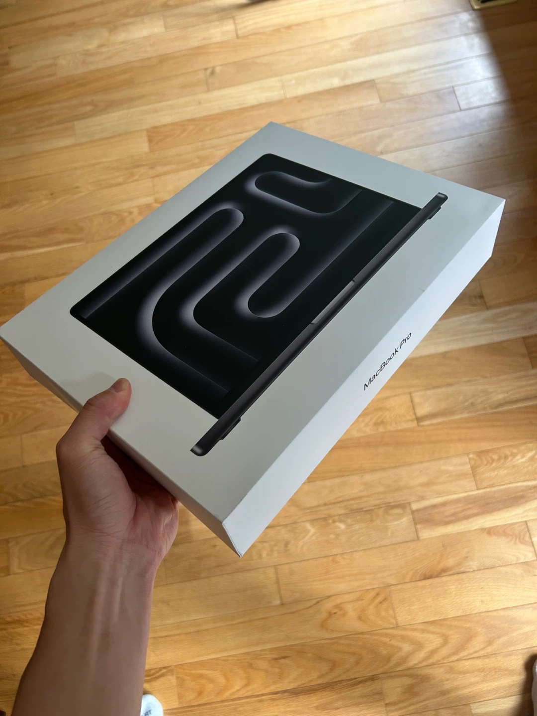 BRAND NEW SEALED Apple Macbook Pro 14” (Space Black) M5