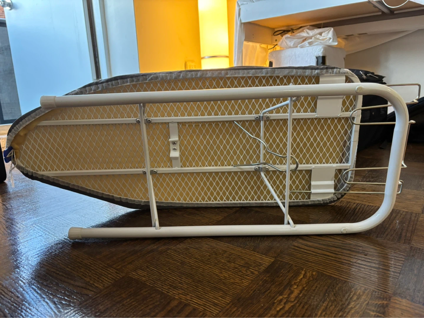Small Tabletop Ironing Board - photo 3