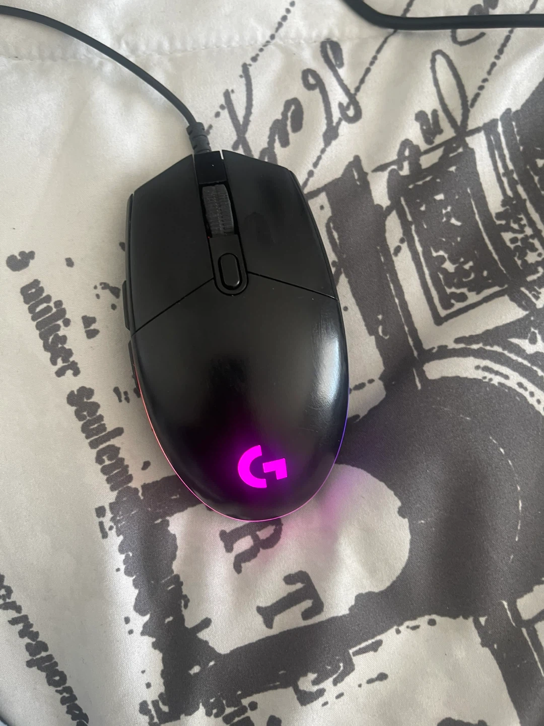 Gaming Mouse and Keyboard and Decor Check Descriptipn for price - photo 2