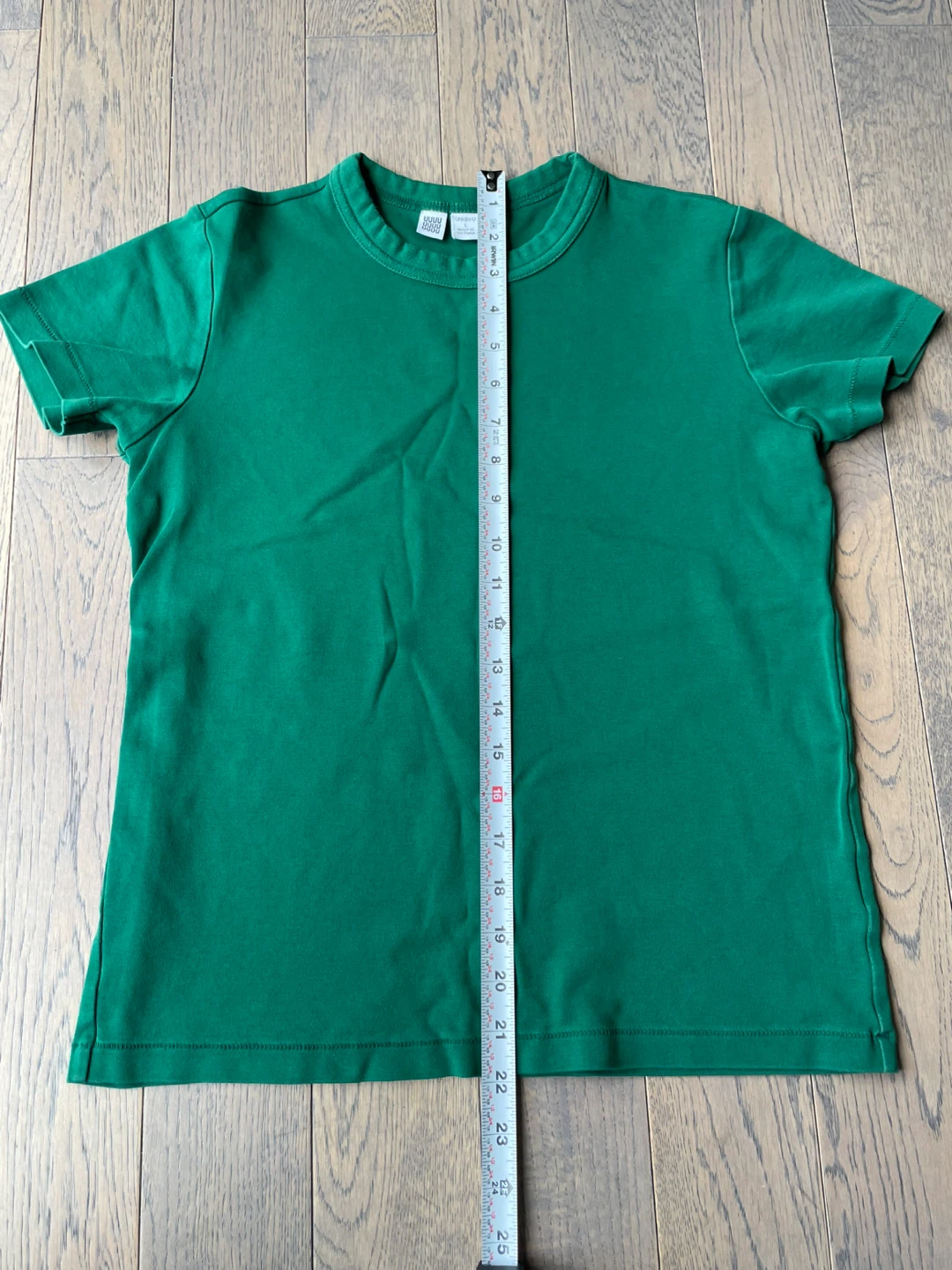 Green T-Shirt and Blue Jeans Outfit, size S - photo 3
