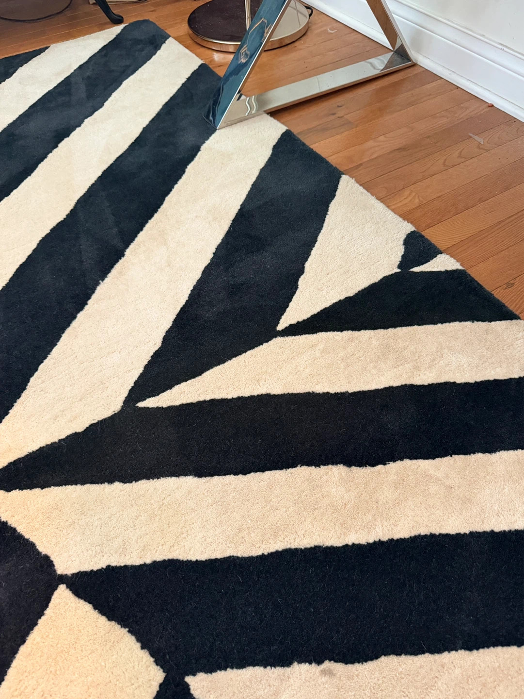 CB2 x Lenny Kravitz “Changes” Wool Area Rug (5x8) - photo 3