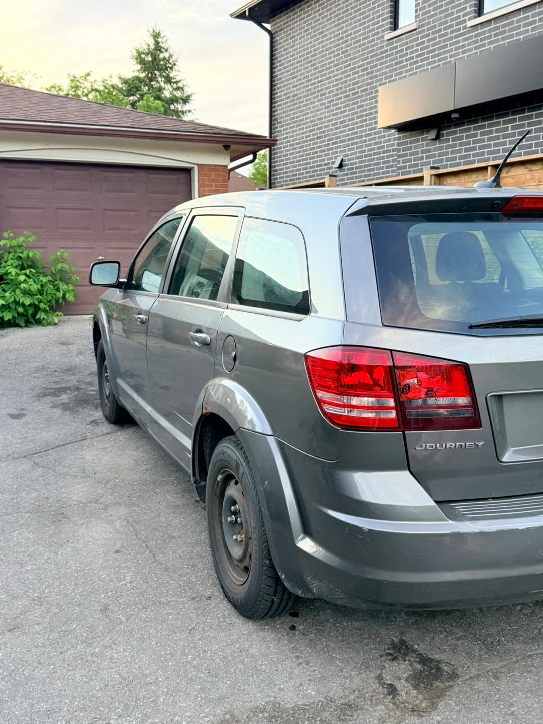 Dodge Journey SUV - photo 4
