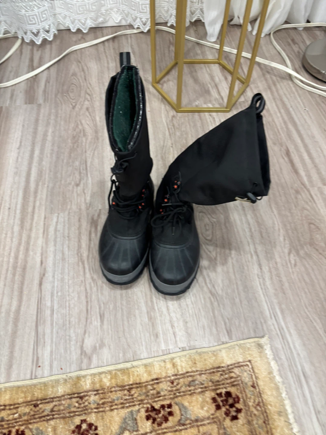 Sorel Waterproof Winter Boots size 9 - photo 2