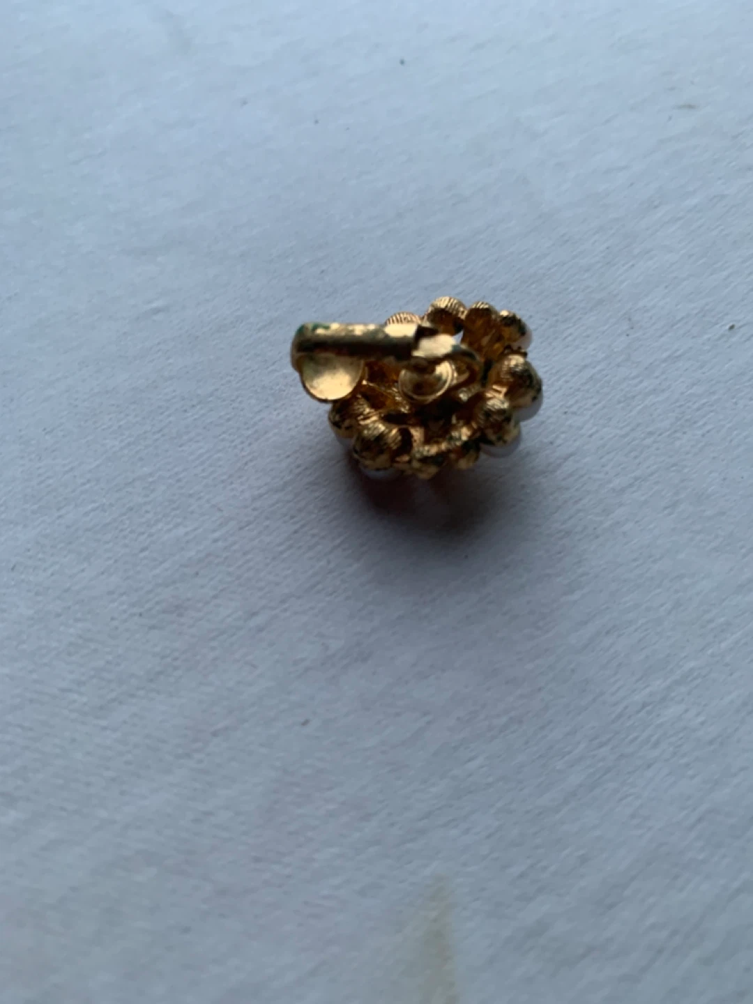 Vintage Pearl and Gold Tone Clip Earring - photo 2