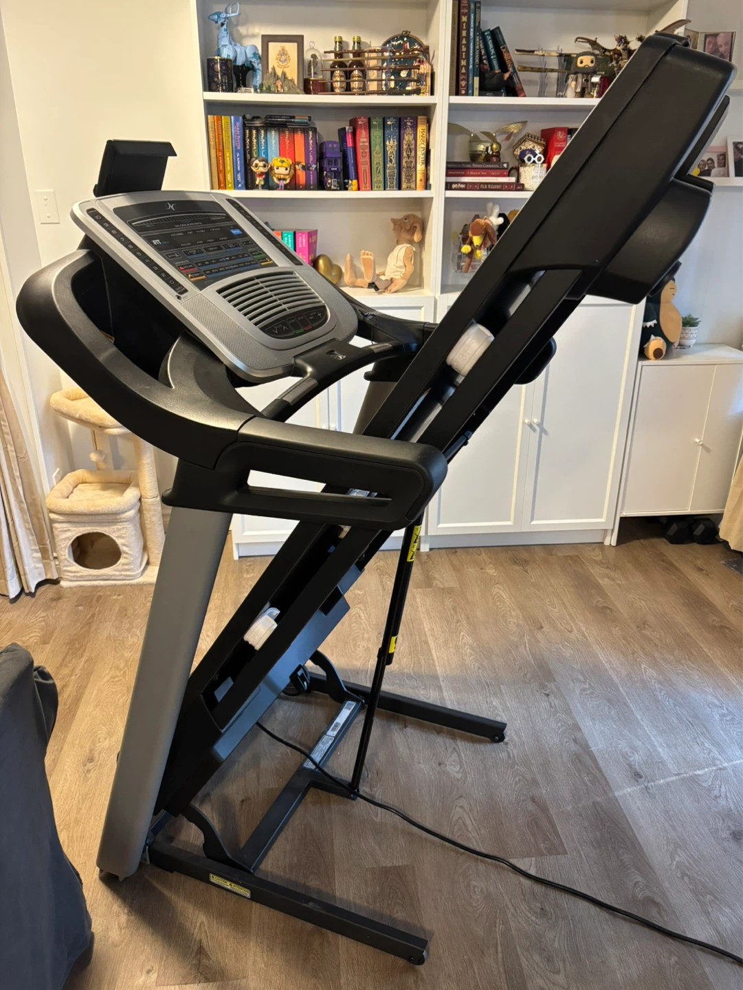 NordicTrack C 700 Treadmill - photo 3