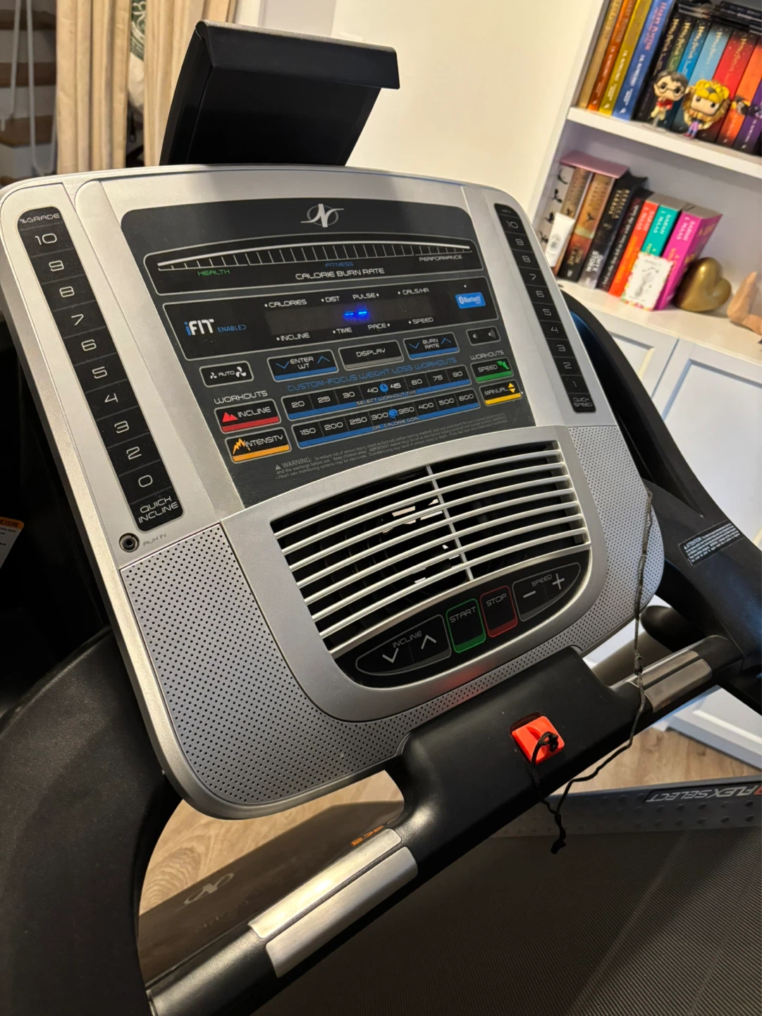 NordicTrack C 700 Treadmill - photo 2