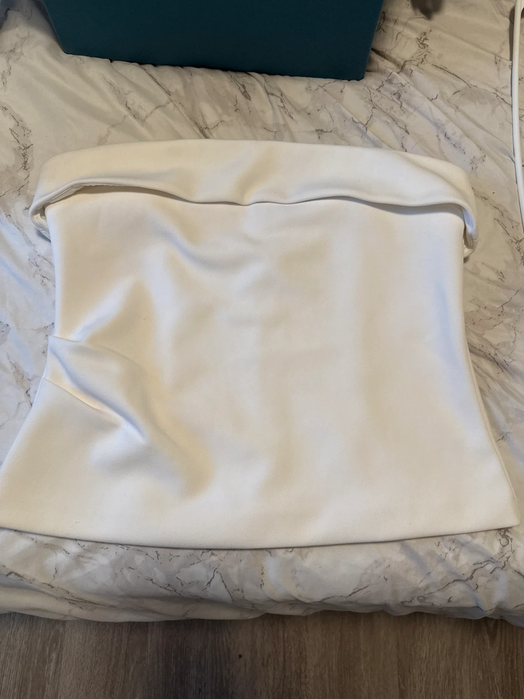 Babaton White Off-the-Shoulder Top XL