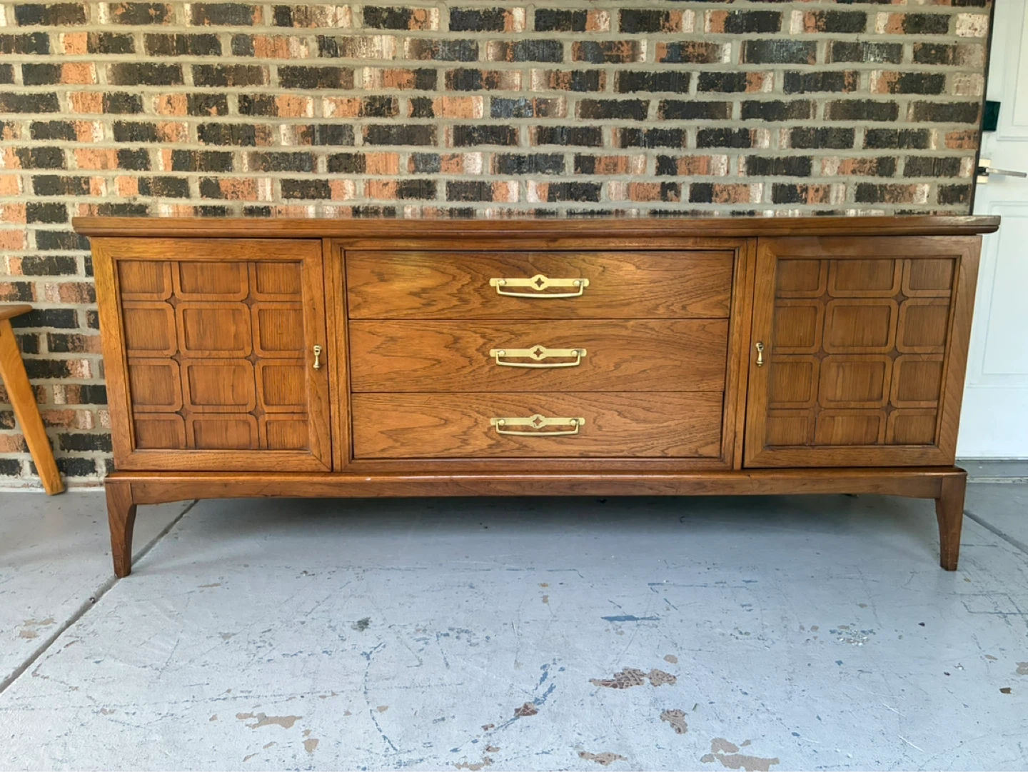 Mid century modern credenza - photo 2