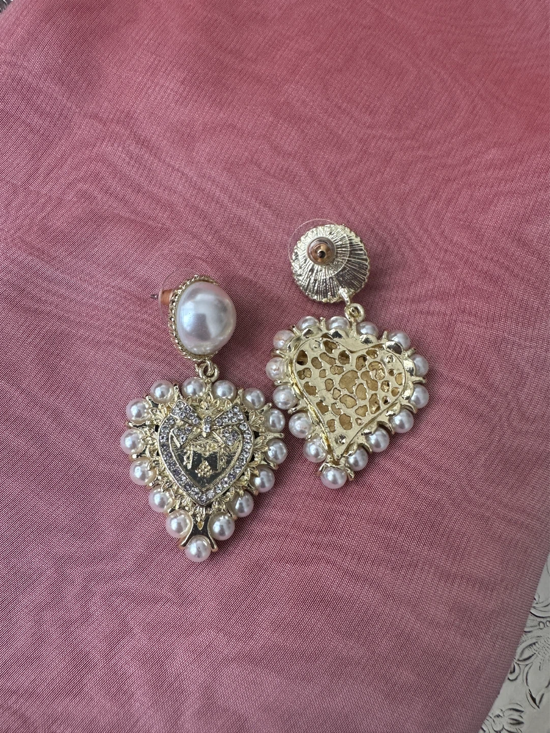 Gold tone Heart Pearl Dangle Earrings - photo 5